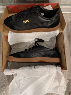 Puma Men’s Black Leather Sneakers